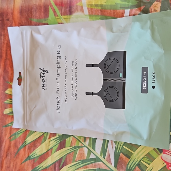 Maternity Hands free pumping bra - Picture 1 of 7